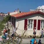 別荘 Escale Aixoise, De Vacances, Vue Mer, 5 *