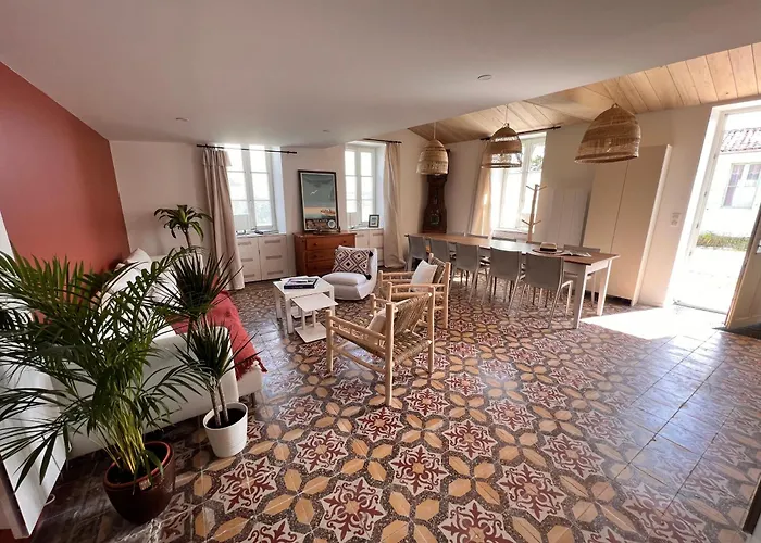 Escale Aixoise, De Vacances, Vue Mer, 5 *