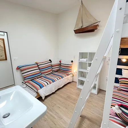 Escale Aixoise, De Vacances, Vue Mer, 2 *