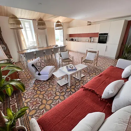 Escale Aixoise, De Vacances, Vue Mer, 5 別荘